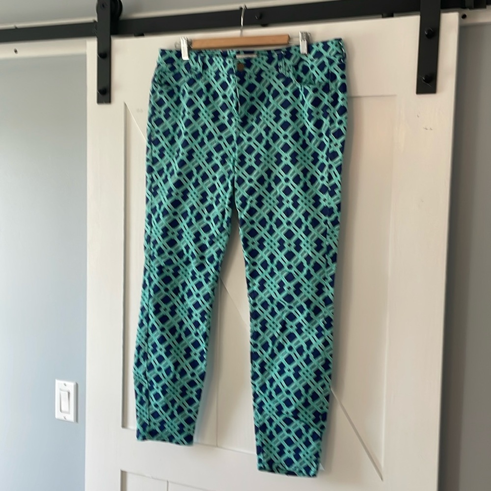 Vineyard Vines, straight leg patterned denim